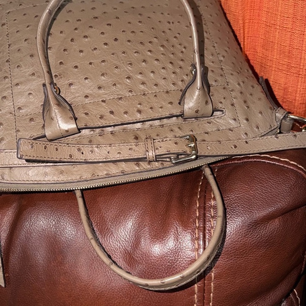 ‼️Dooney & Bourke Ostrich Domed Grey Leather Satchel Handbag Shoulder Bag - Picture 9 of 12